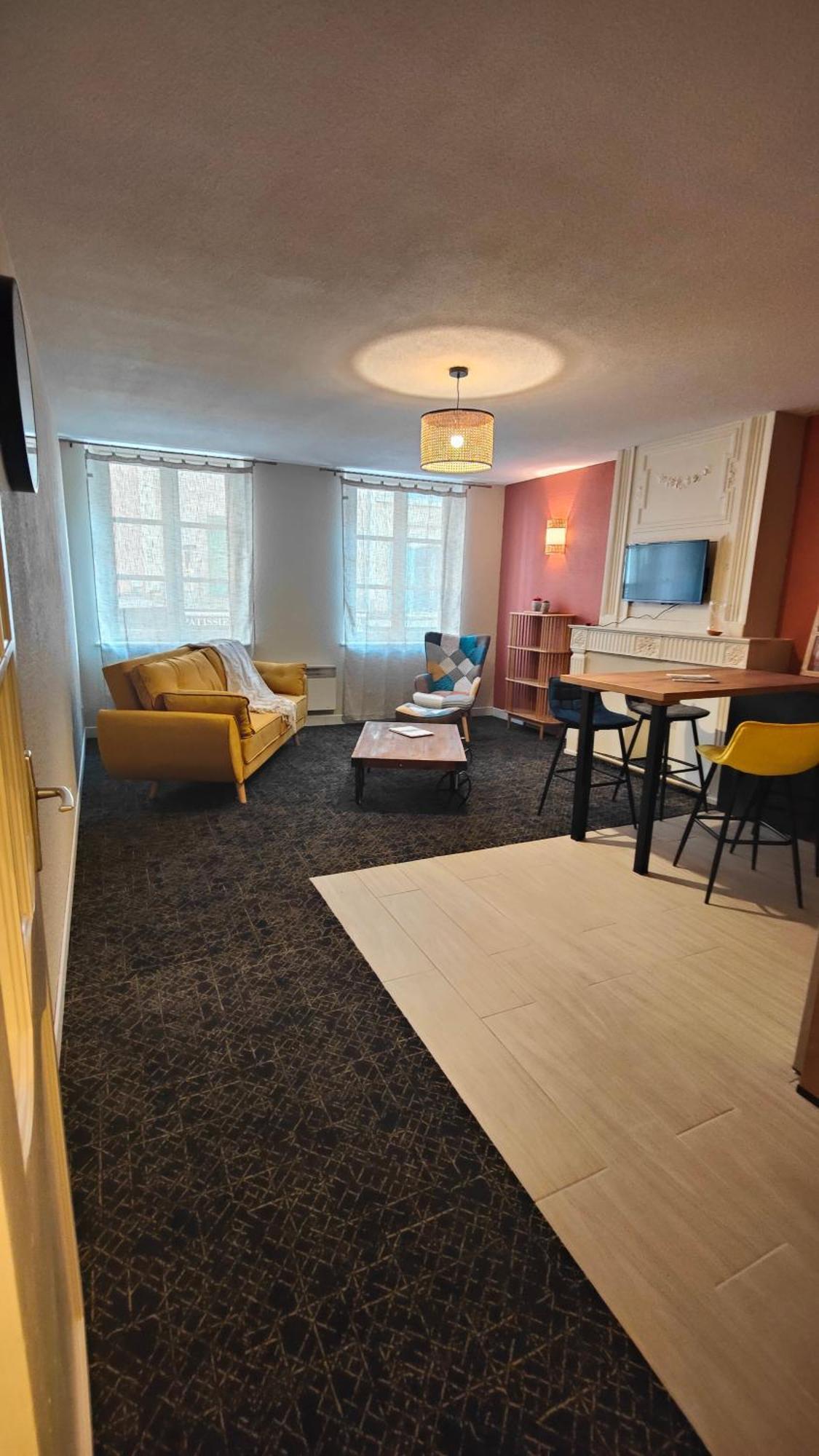 De Charmes 2-4 Personnes En Velay Apartment Le Puy-en-Velay