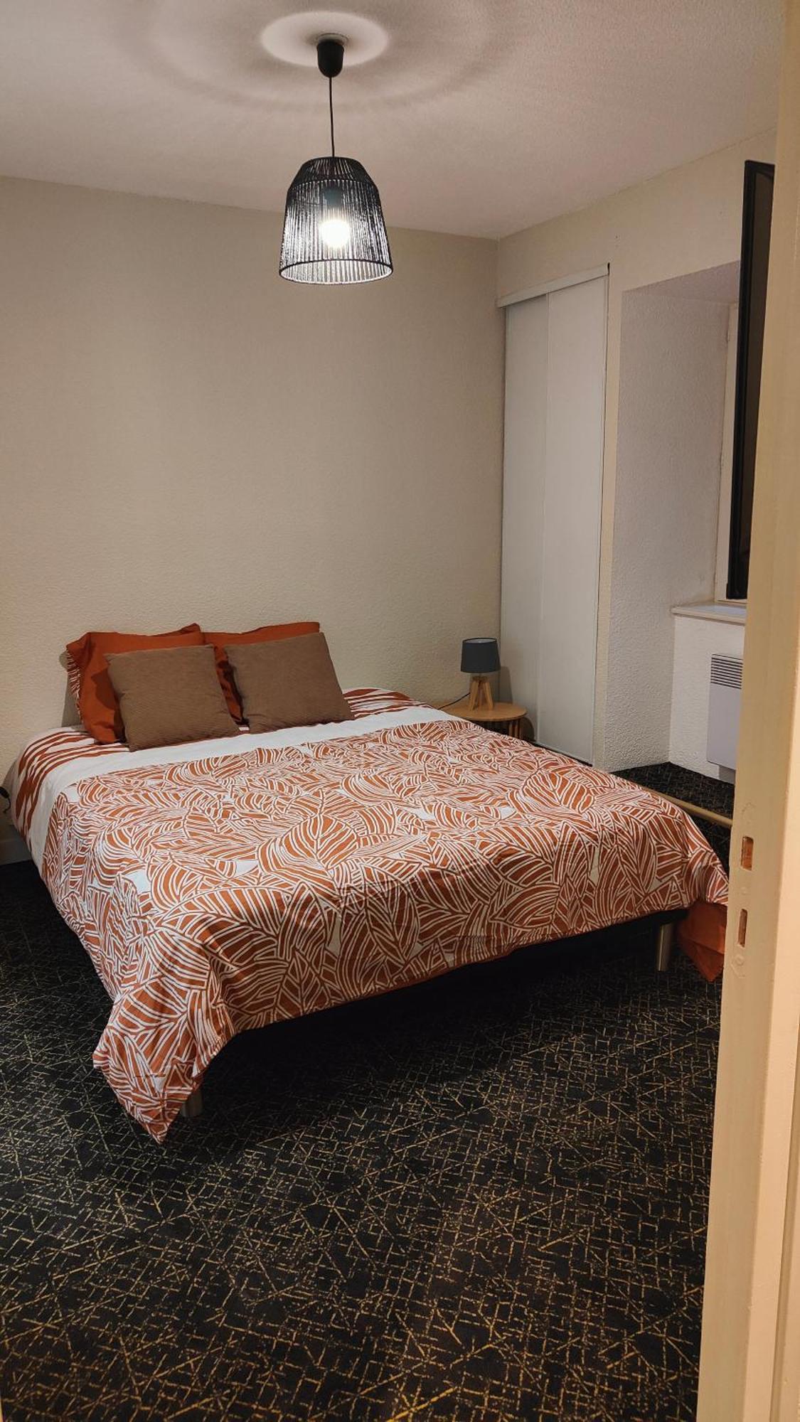 Apartment De Charmes 2-4 Personnes En Velay *