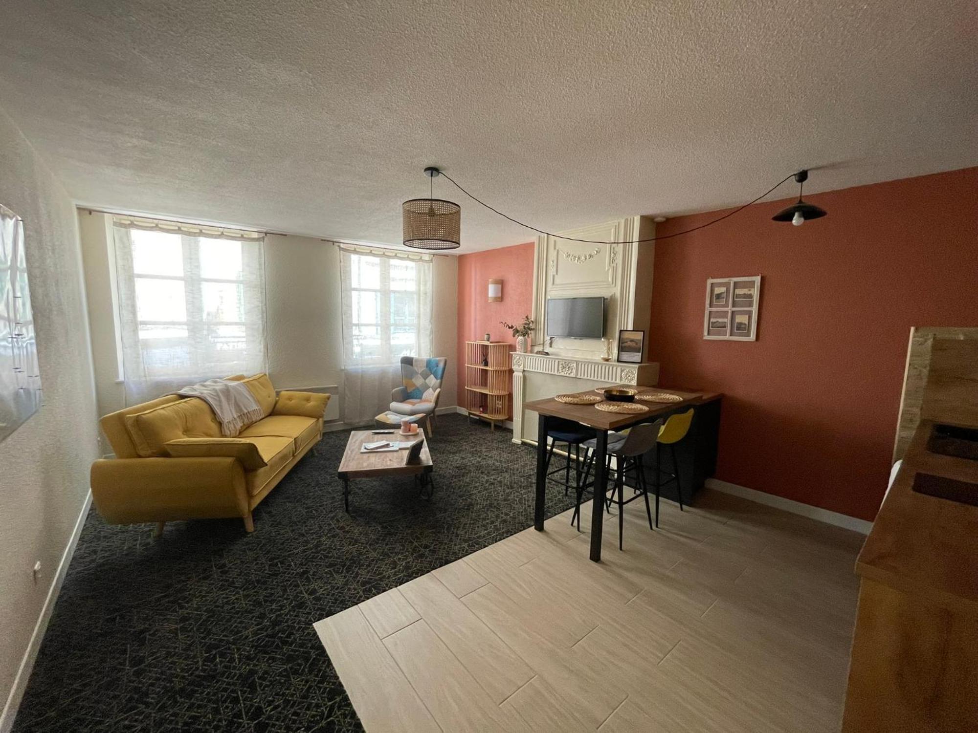 De Charmes 2-4 Personnes En Velay Apartment Le Puy-en-Velay